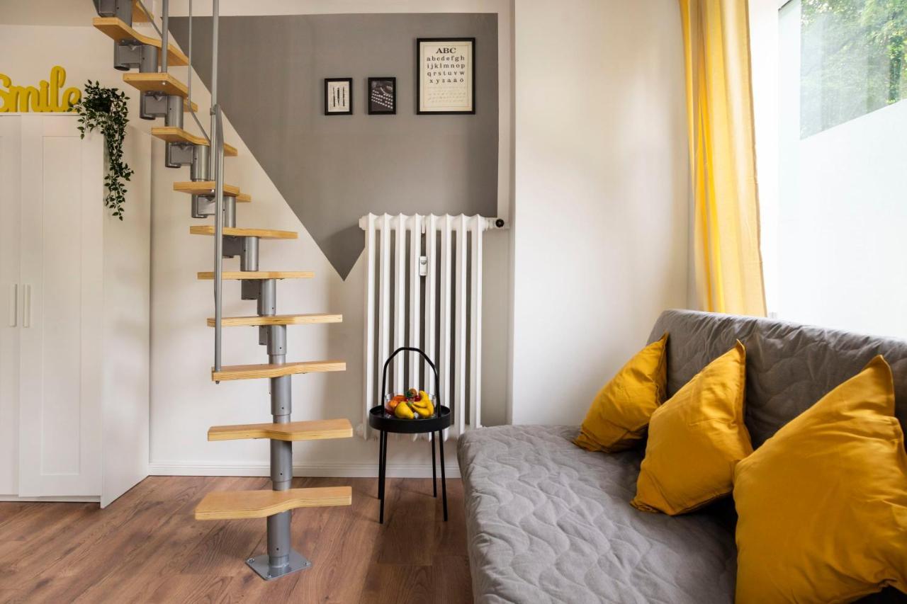 Homely Loft Style Apartment In Berlin Wilmersdorf Berlim Exterior foto