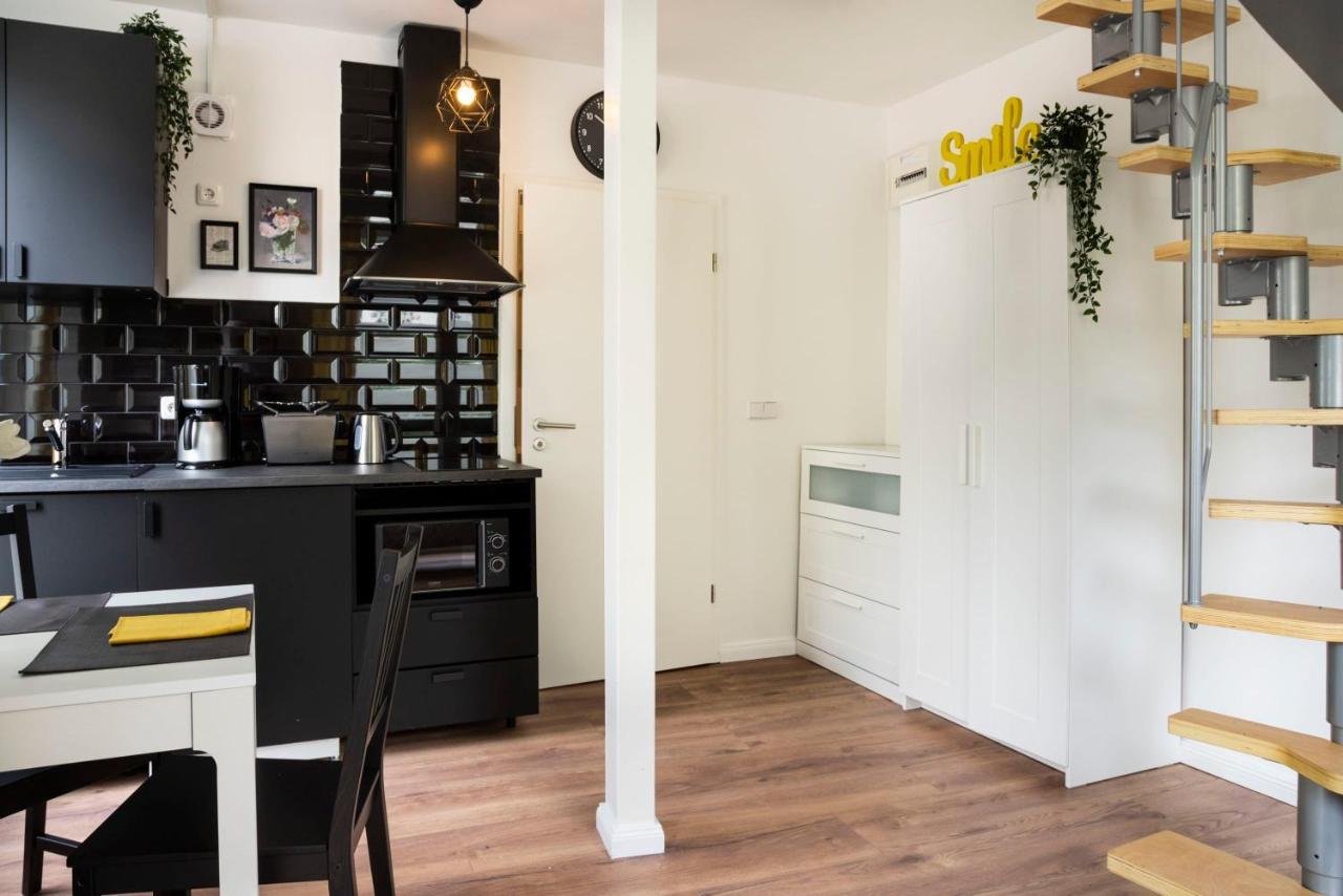 Homely Loft Style Apartment In Berlin Wilmersdorf Berlim Exterior foto